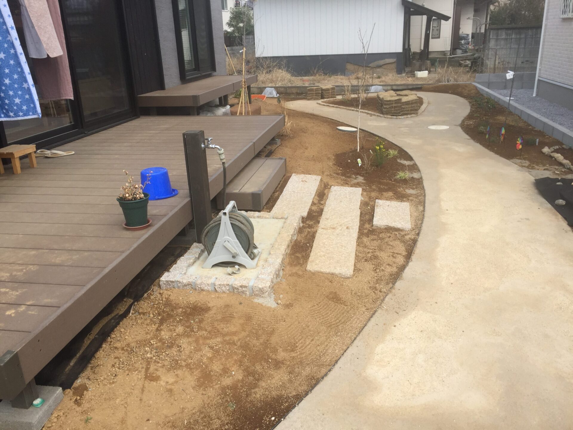 ３月８日　川越市　芝張り　作業報告