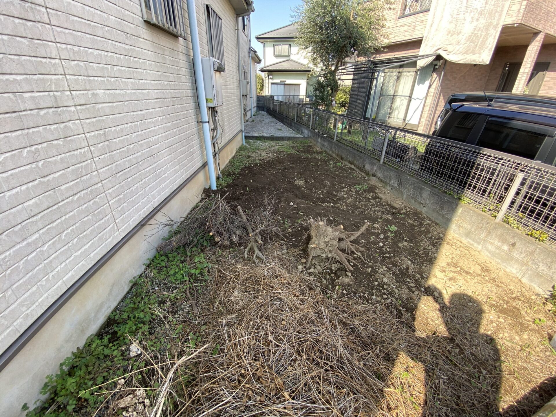 ４月１日　富士見市　防草シート　砂利敷き