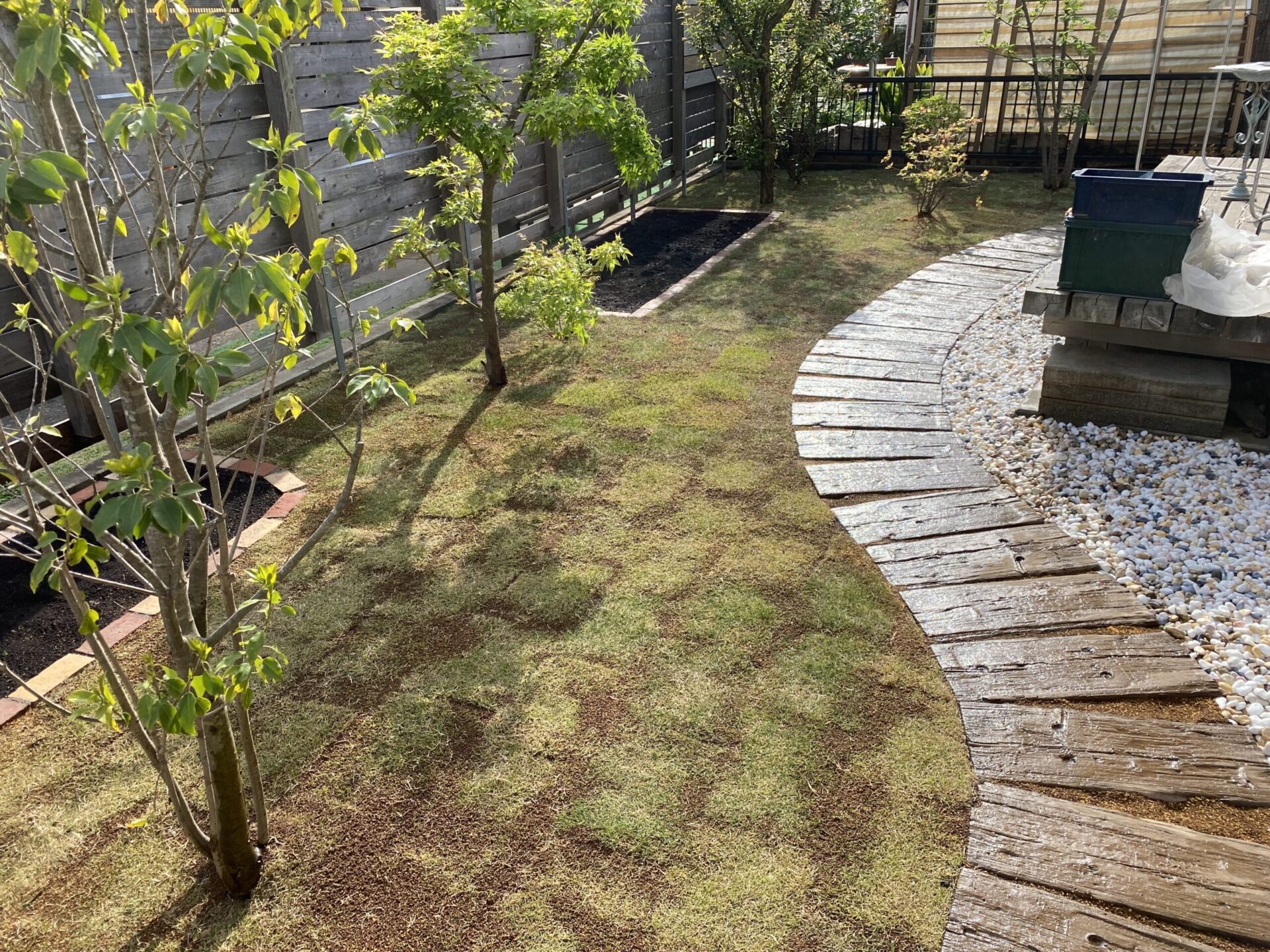 4月22日 川越市 芝張り 花壇作り 作業報告