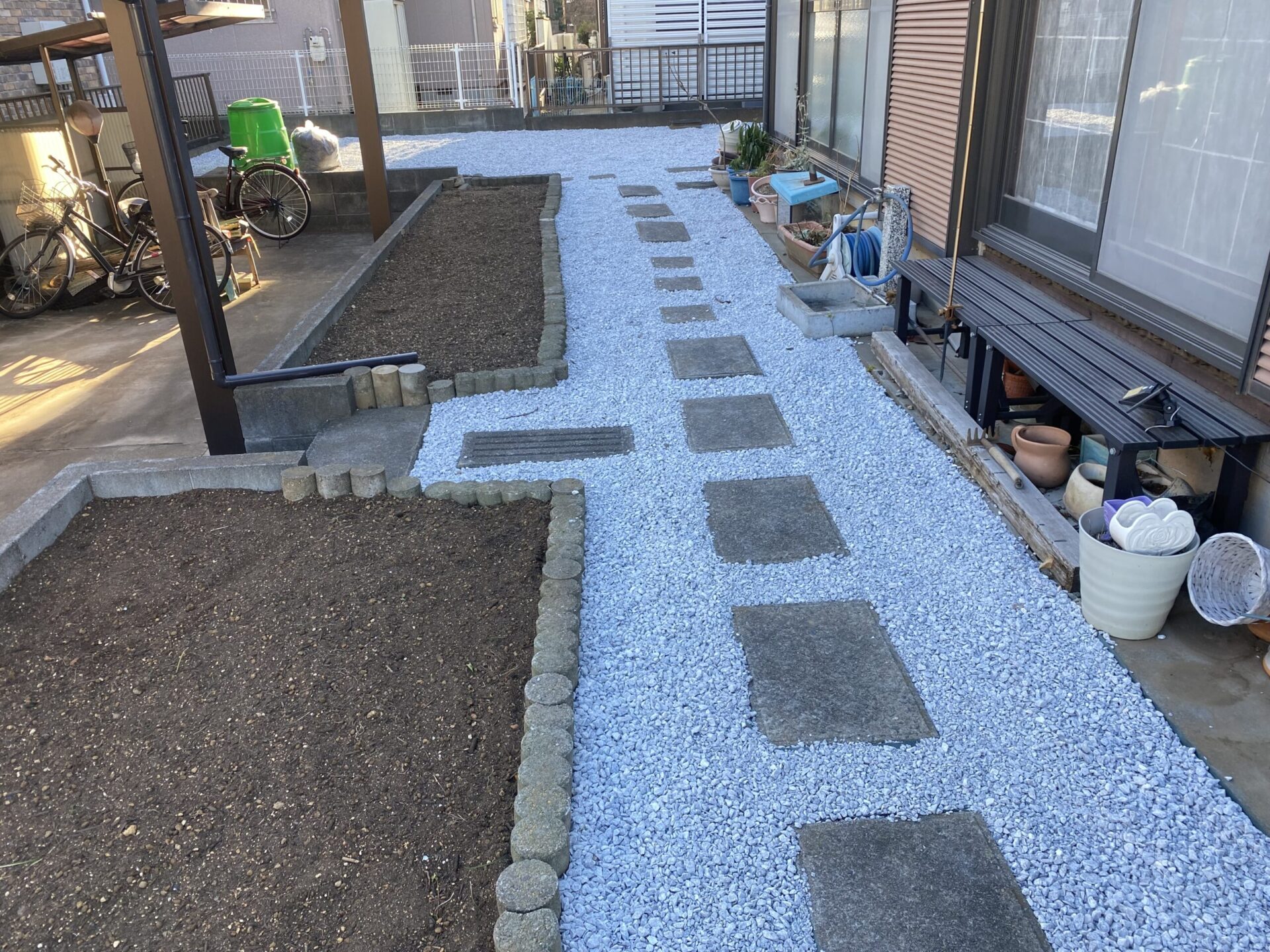 5月8日 川越市 防草シート 砂利敷き 作業報告