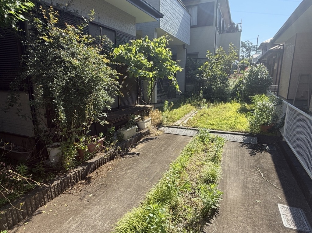ふじみ野市 剪定 施工前